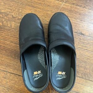 Black Dansko Clogs Size 40